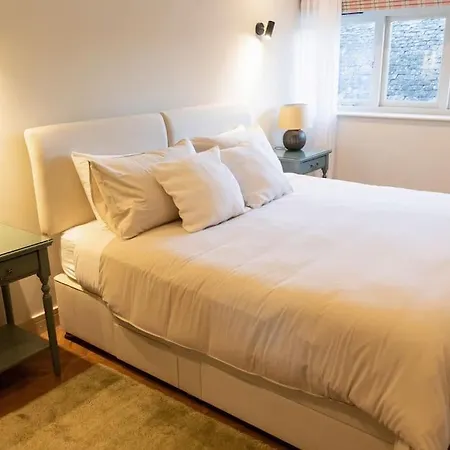 Amarelo Apartment, Central Charlbury, 1 Super King Bed Exterior foto