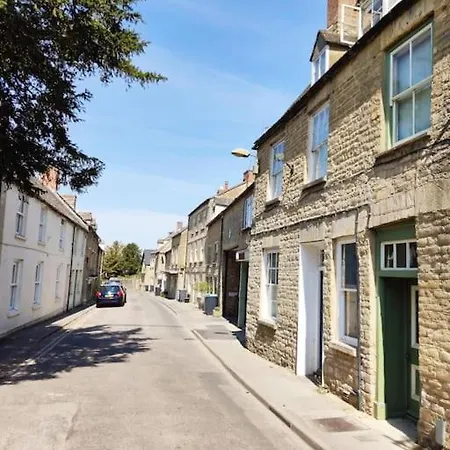 Amarelo Apartment, Central Charlbury, 1 Super King Bed Exterior foto